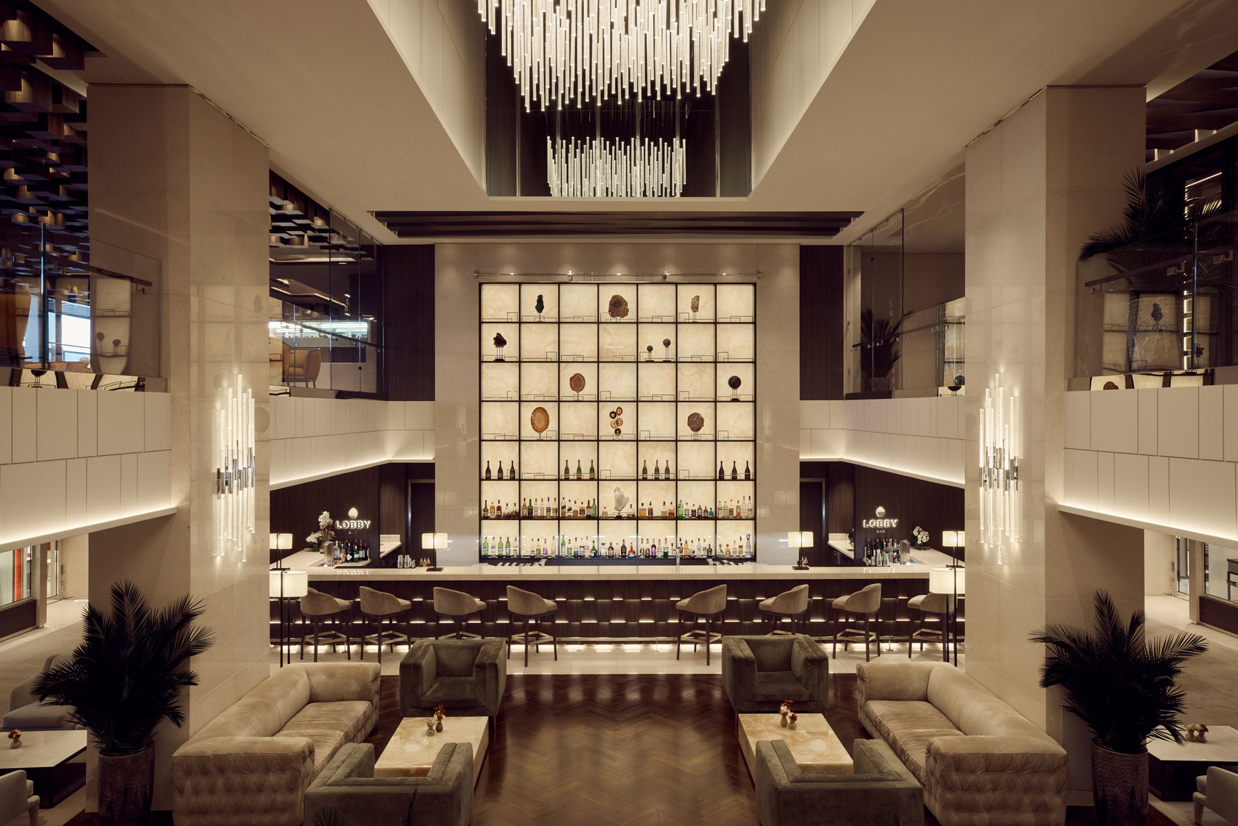 ATC-cruises_EXPLORA_LOBBY_00622